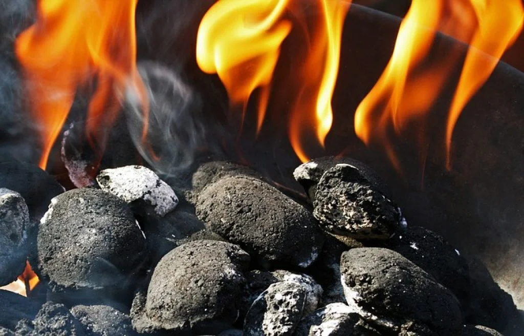 Ce înseamnă dacă visezi cărbune și foc